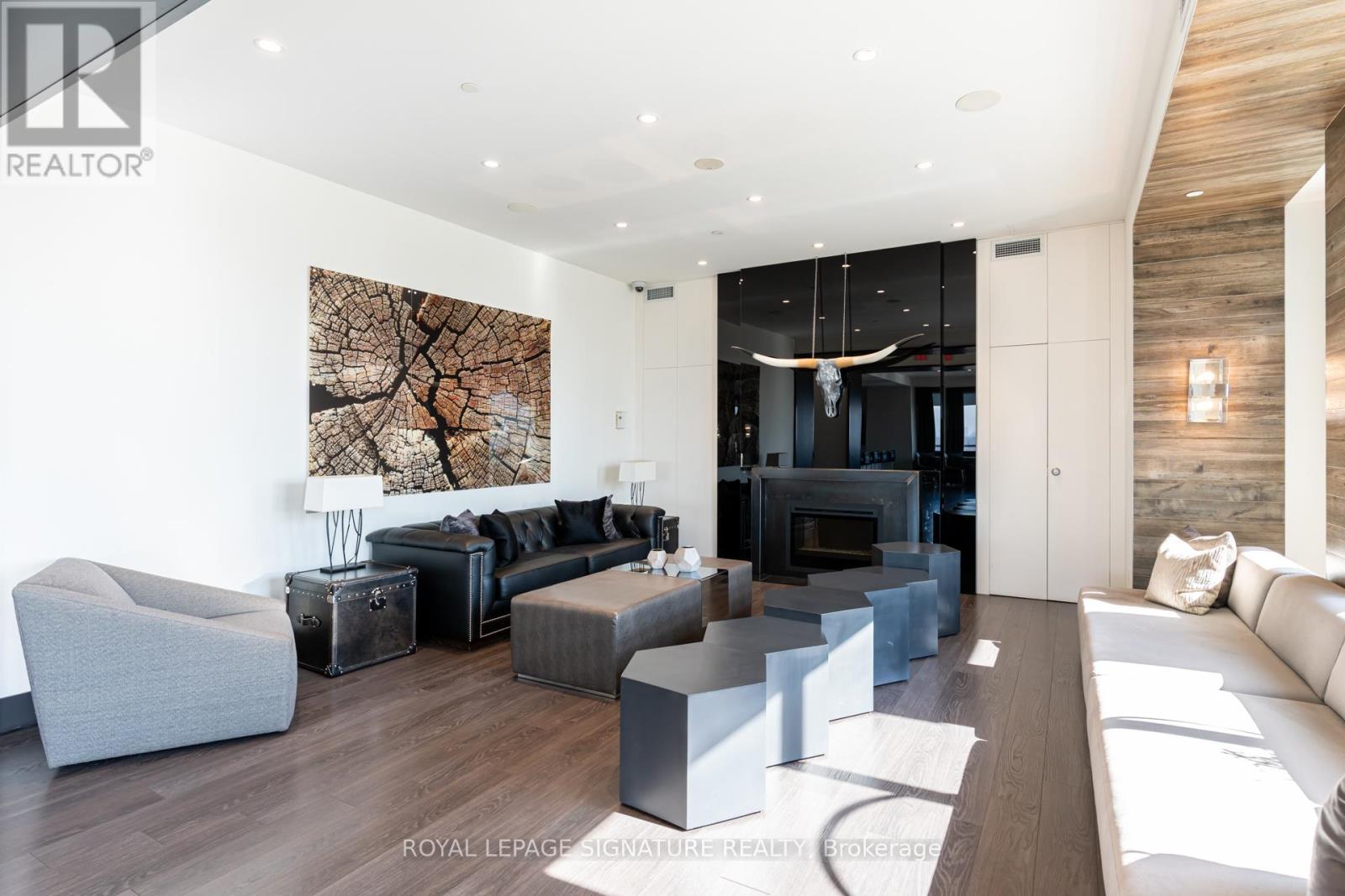 836 - 1830 Bloor Street W, Toronto, Ontario  M6P 0A2 - Photo 18 - W13041152