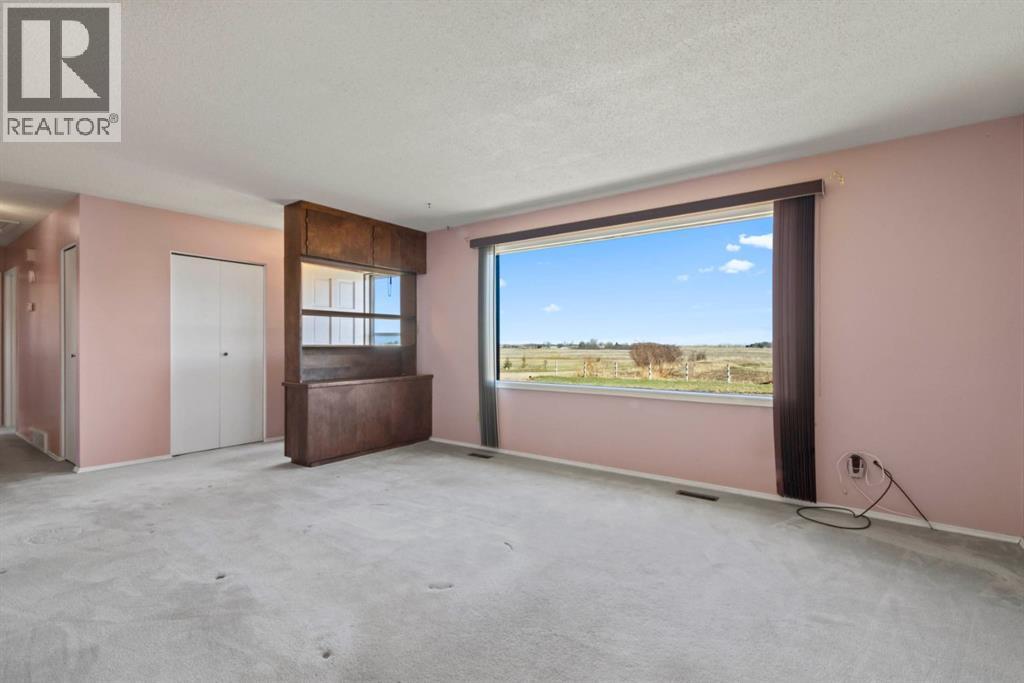 335 1 Street, Irricana, Alberta  T0M 1B0 - Photo 5 - A2303388