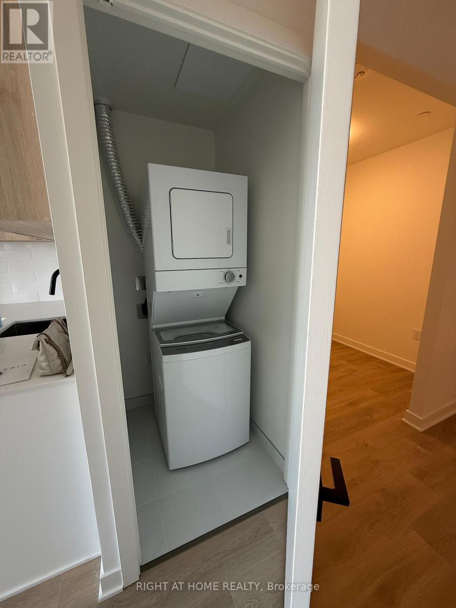 721 - 1245 Dupont Street, Toronto (Dovercourt-Wallace Emerson-Junction), Ontario  M6H 0G5 - Photo 14 - W13045440