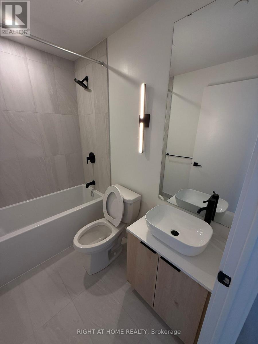 721 - 1245 Dupont Street, Toronto (Dovercourt-Wallace Emerson-Junction), Ontario  M6H 0G5 - Photo 15 - W13045440