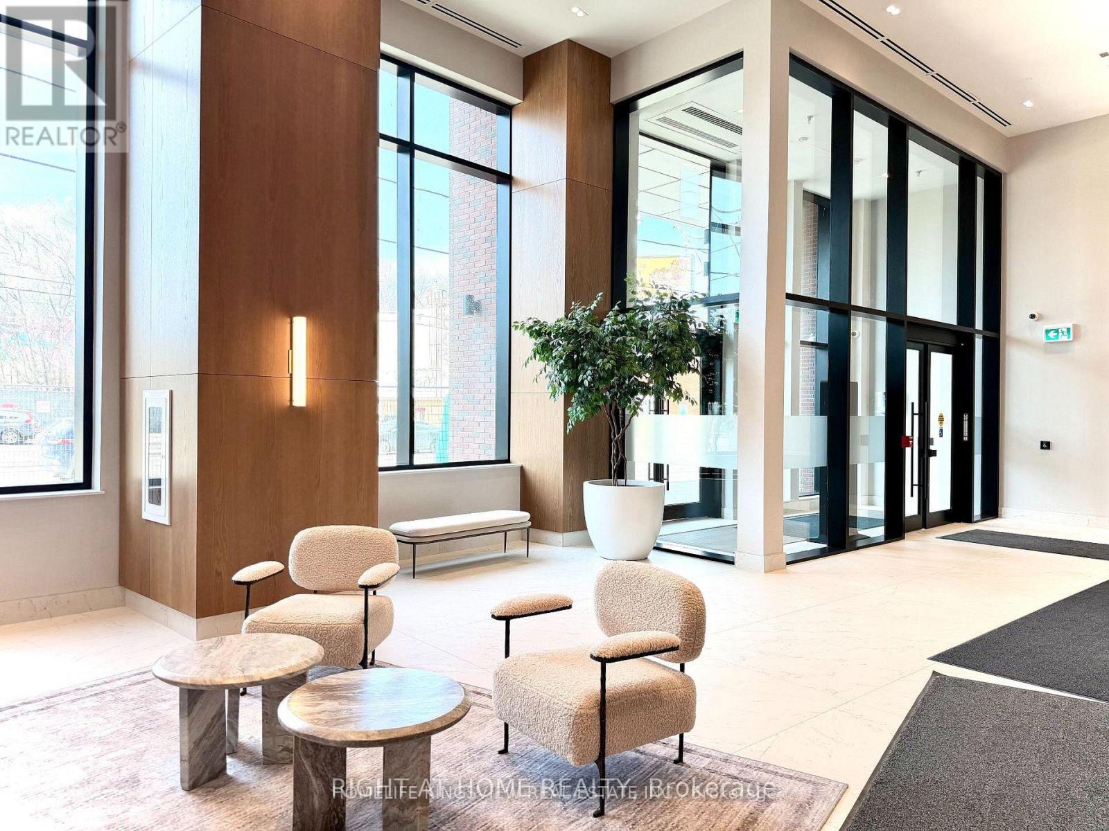 721 - 1245 Dupont Street, Toronto (Dovercourt-Wallace Emerson-Junction), Ontario  M6H 0G5 - Photo 3 - W13045440