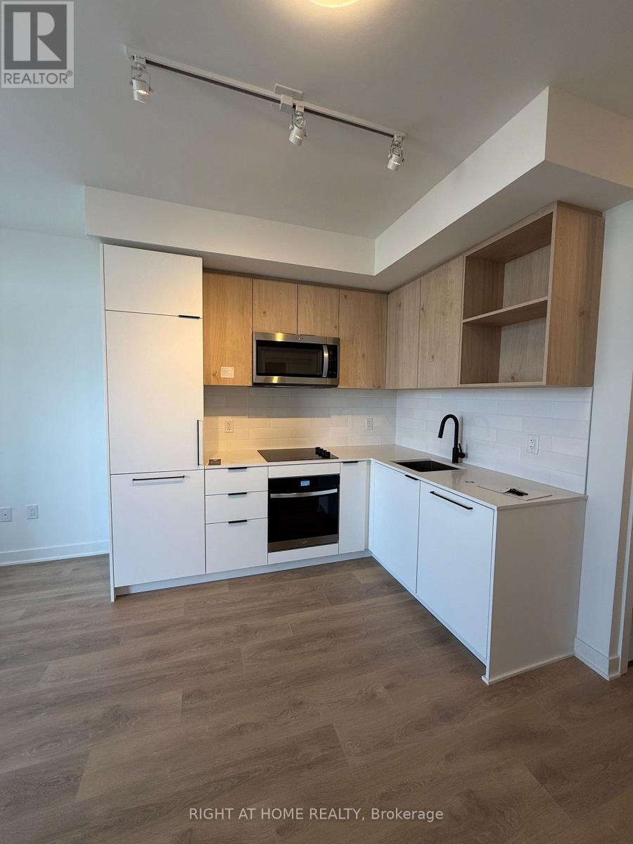 721 - 1245 Dupont Street, Toronto (Dovercourt-Wallace Emerson-Junction), Ontario  M6H 0G5 - Photo 8 - W13045440