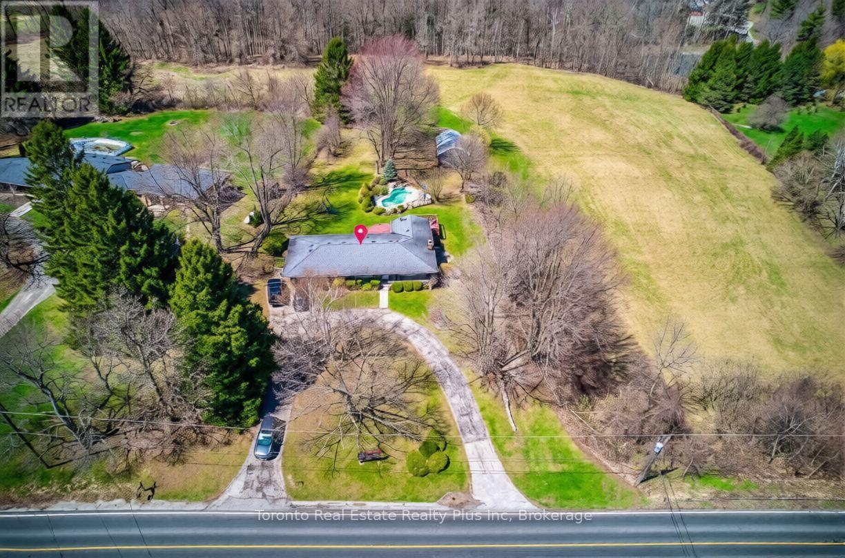 1215 BRITANNIA ROAD, Burlington, Ontario