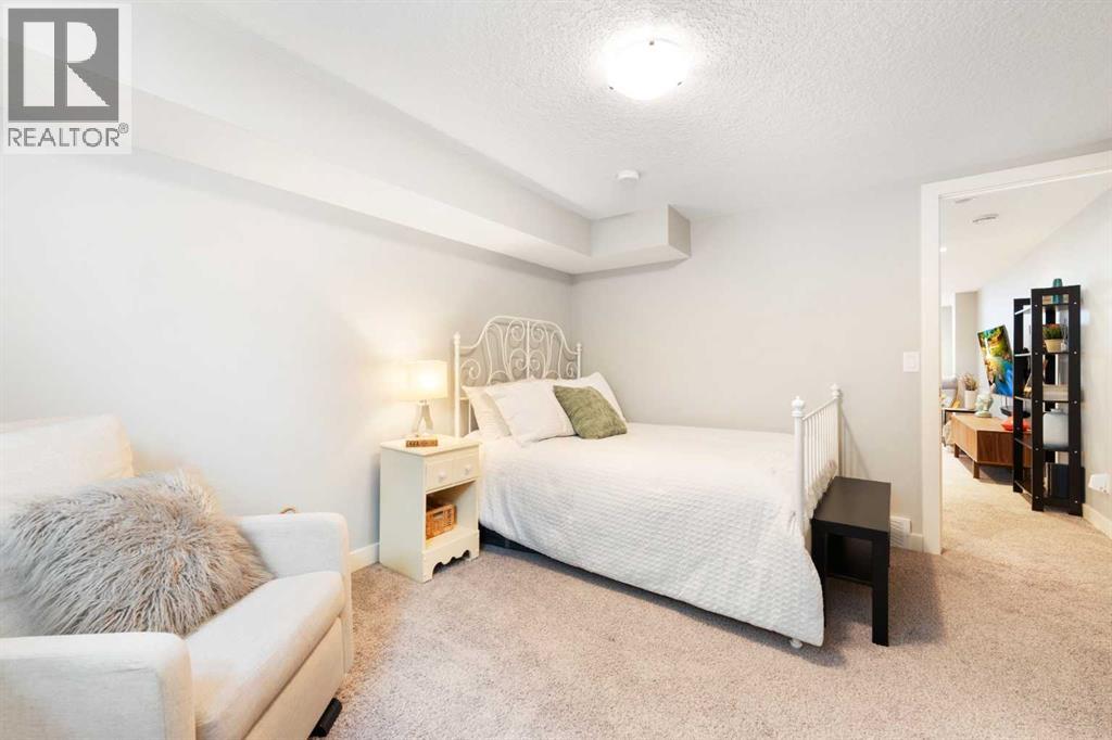 1412 89 Avenue Sw, Calgary, Alberta  T2V 0W8 - Photo 33 - A2301481