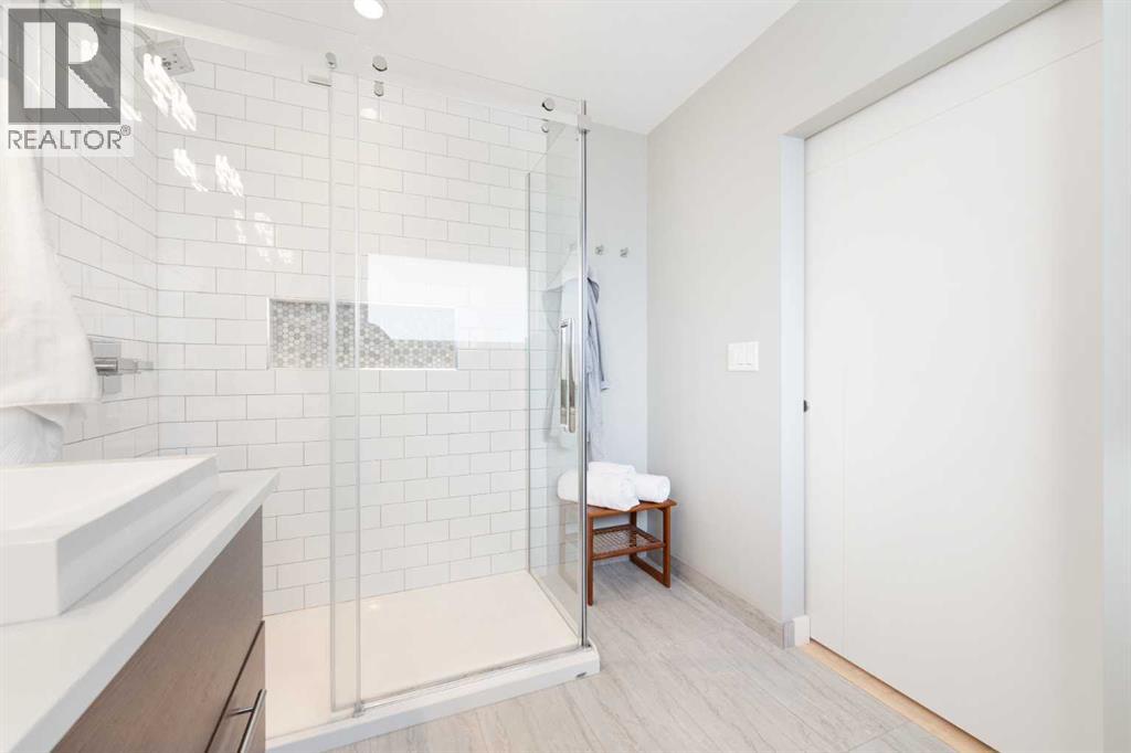 1412 89 Avenue Sw, Calgary, Alberta  T2V 0W8 - Photo 18 - A2301481