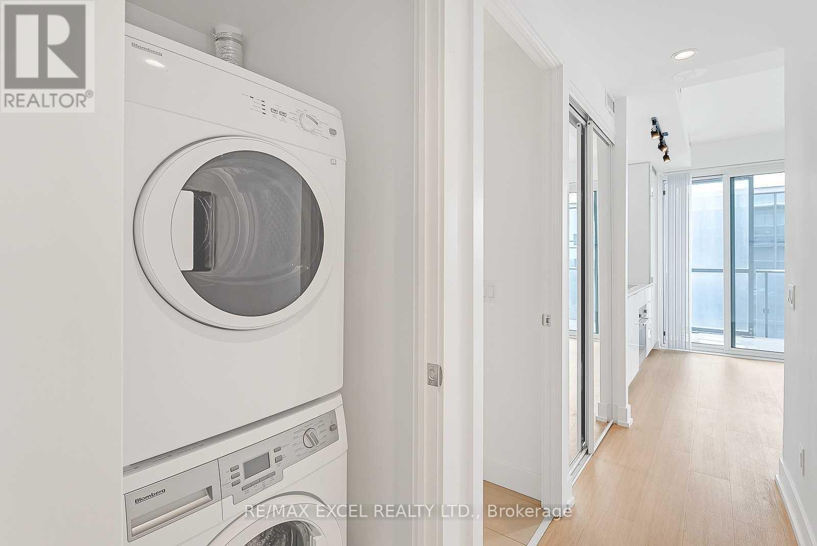 1802 - 7 Grenville Street, Toronto, Ontario  M4Y 0E9 - Photo 5 - C13045456