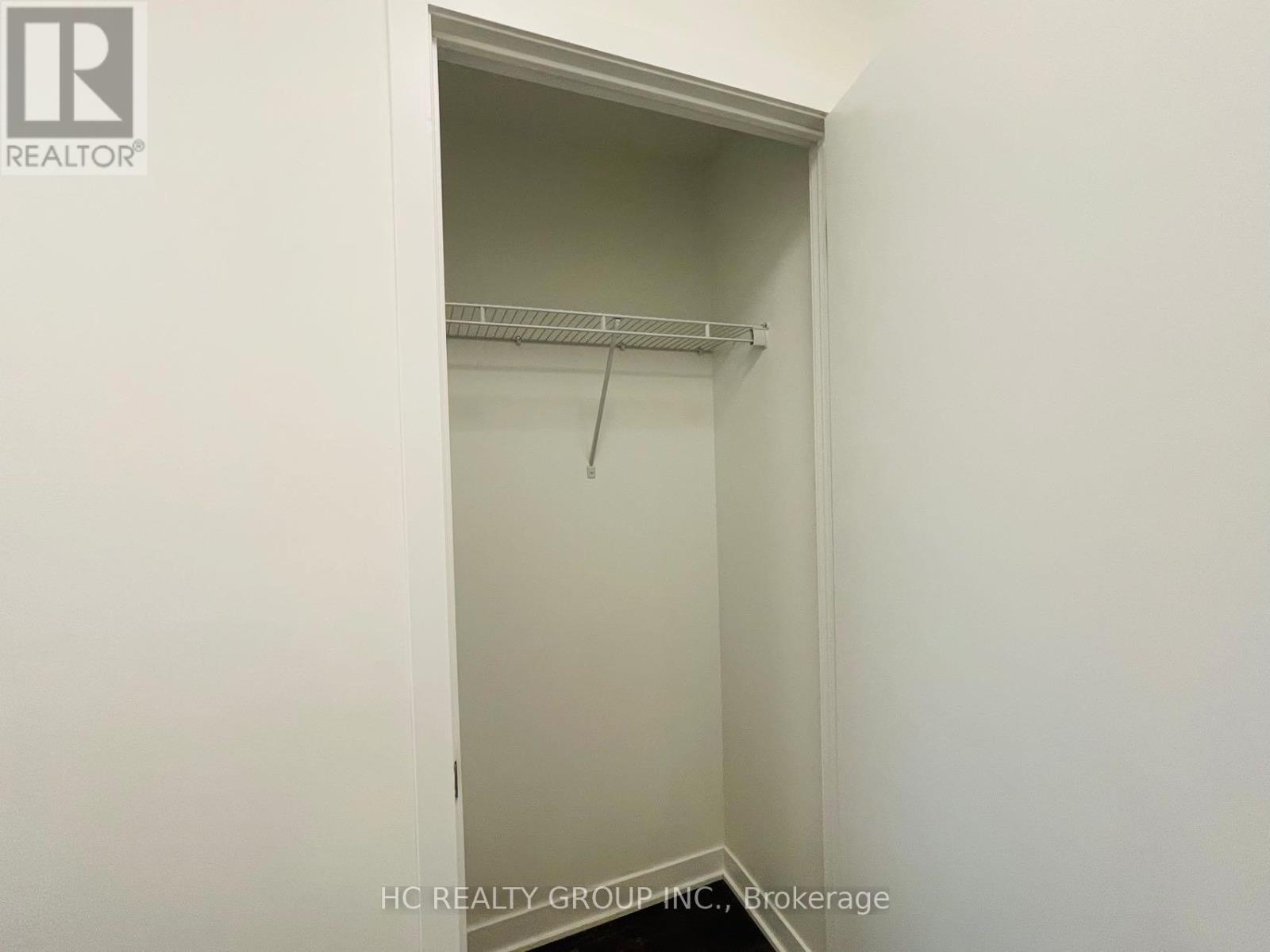 708 - 185 Alberta Avenue, Toronto, Ontario  M6C 0A5 - Photo 4 - C13045458