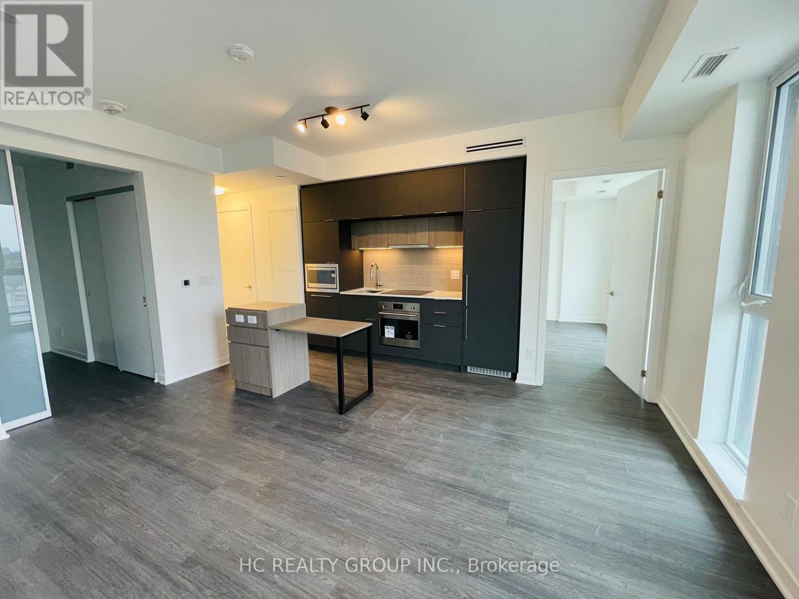 708 - 185 Alberta Avenue, Toronto, Ontario  M6C 0A5 - Photo 6 - C13045458