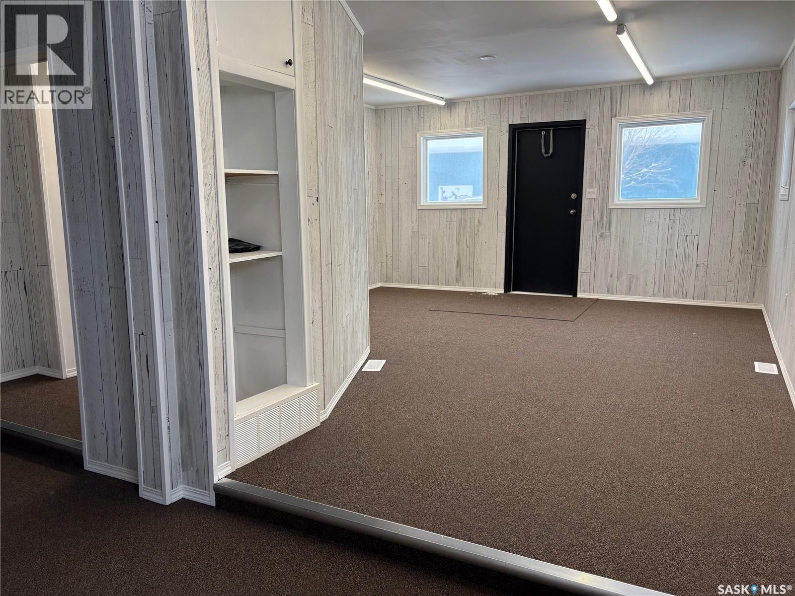 236 8th Street, Humboldt, Saskatchewan  S0K 2A0 - Photo 2 - SK033970