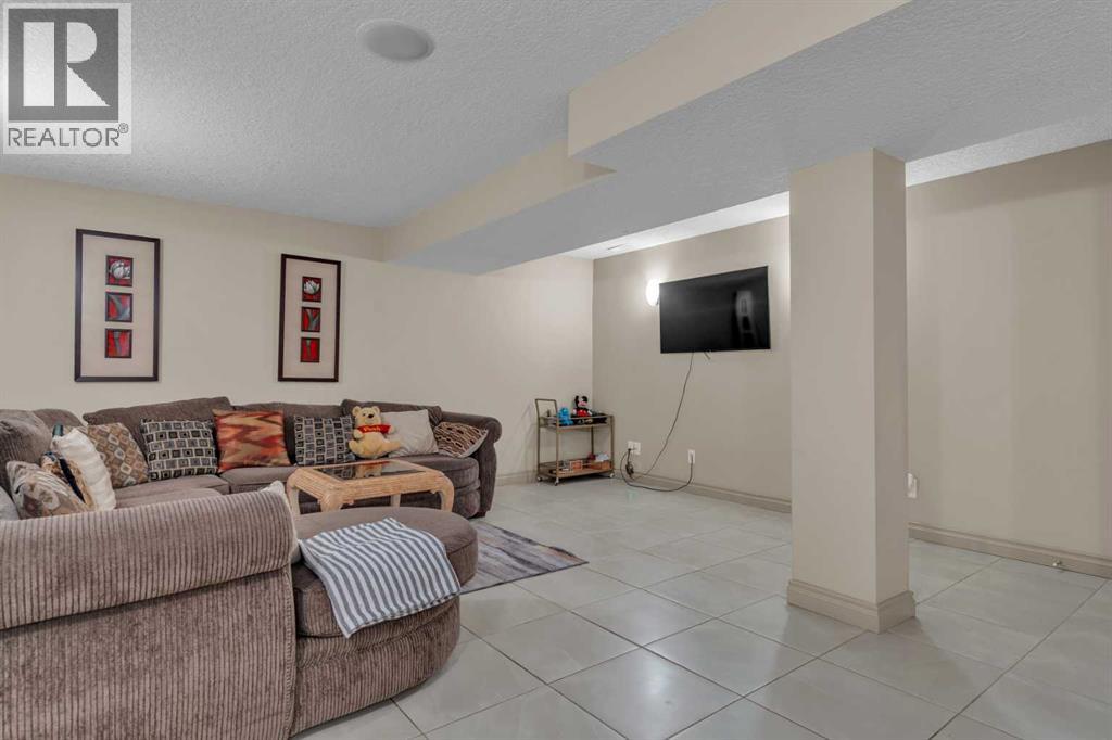 183 Westview Drive SW, Calgary, Alberta  T3C 2S3 - Photo 31 - A2303775