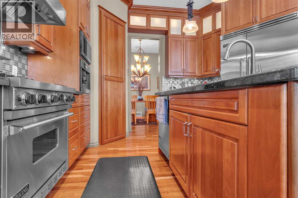 183 Westview Drive SW, Calgary, Alberta  T3C 2S3 - Photo 16 - A2303775