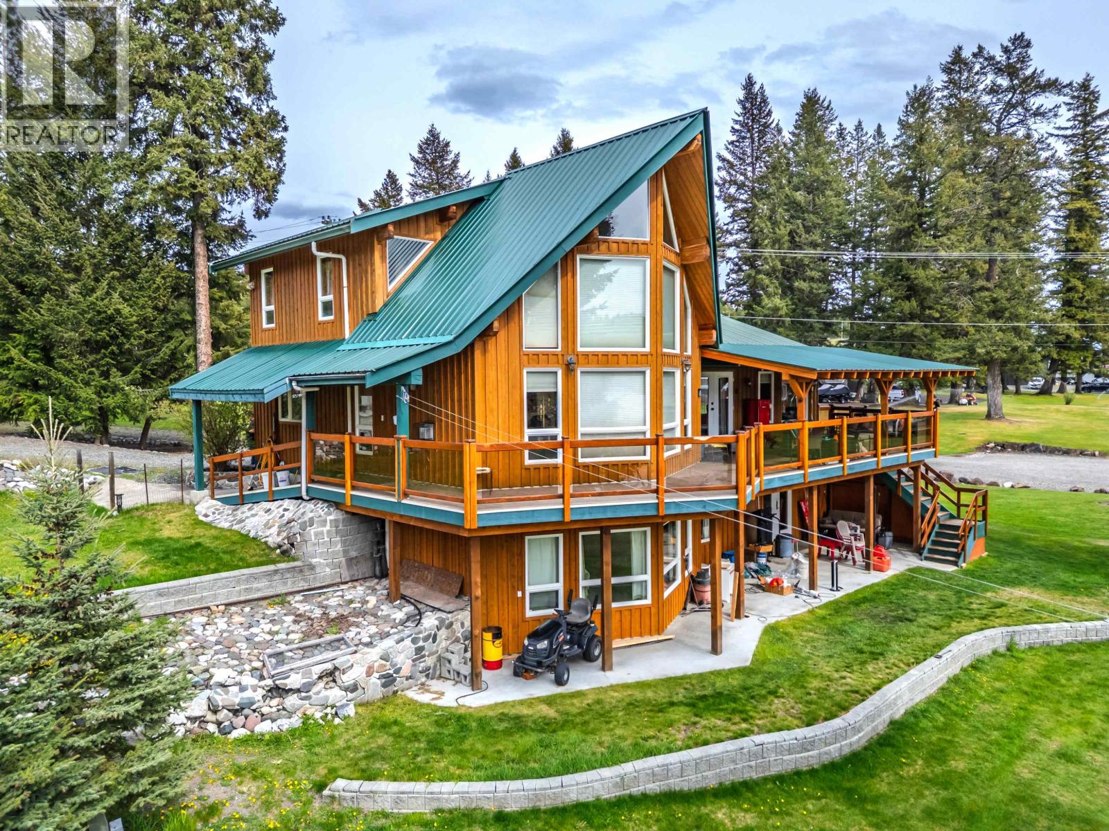 3544 Cabin Road, Lac La Hache, British Columbia  V0K 1T1 - Photo 4 - R3095228