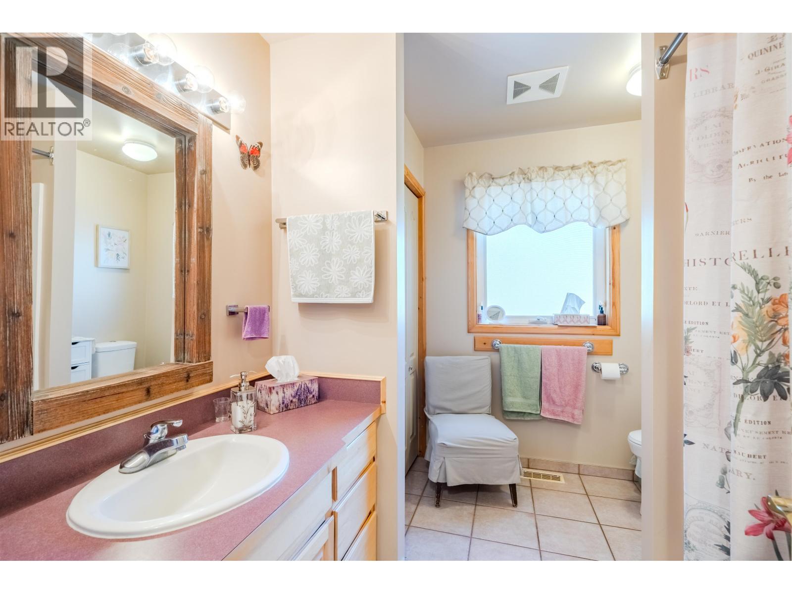 3544 Cabin Road, Lac La Hache, British Columbia  V0K 1T1 - Photo 21 - R3095228