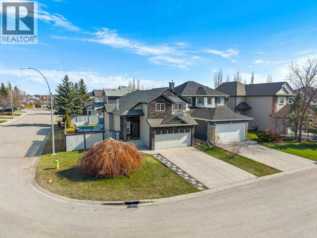 195 Somerglen Common SW, Calgary, Alberta  T2Y 4E8 - Photo 2 - A2304819