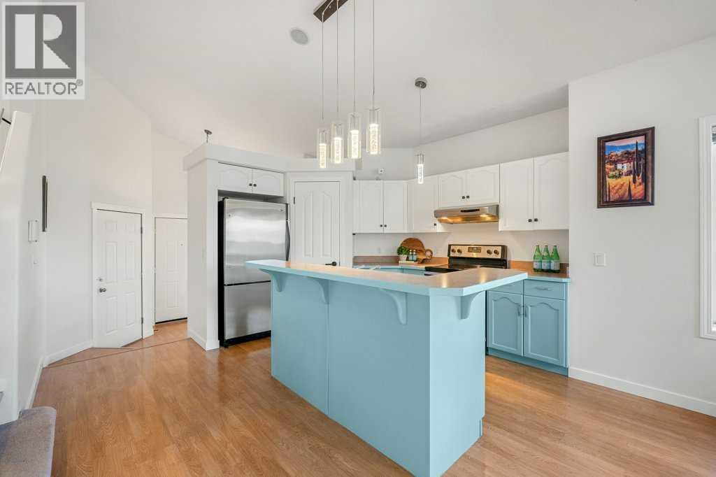 195 Somerglen Common SW, Calgary, Alberta  T2Y 4E8 - Photo 10 - A2304819