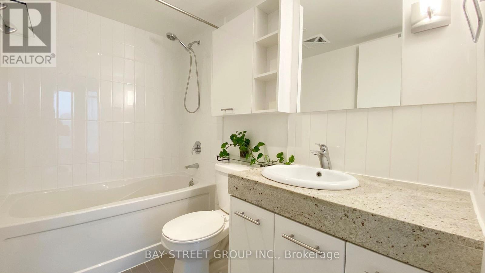 309 - 33 Singer Court, Toronto (Bayview Village), Ontario  M2K 0B4 - Photo 10 - C13045466