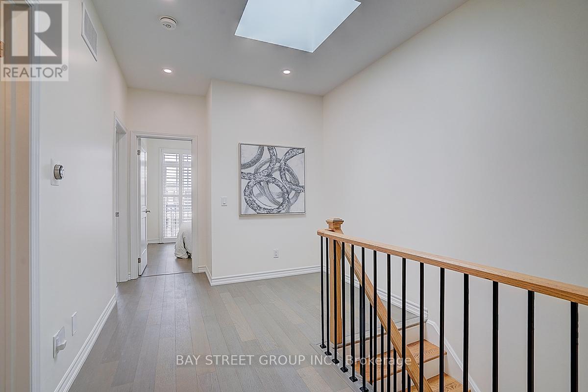 74 Village Parkway N, Markham (Unionville), Ontario  L3R 4Z7 - Photo 17 - N13045478