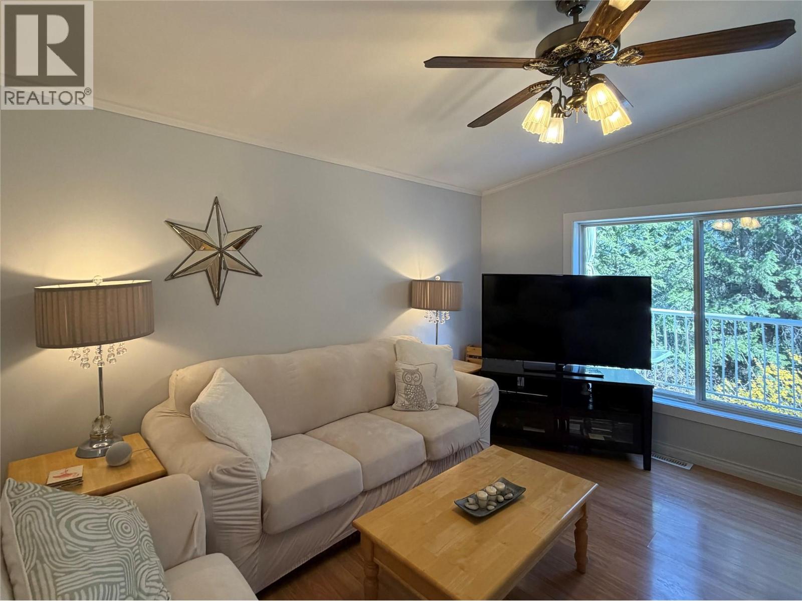 96 Chase Road, Christina Lake, British Columbia  V0H 1E0 - Photo 18 - 10382746