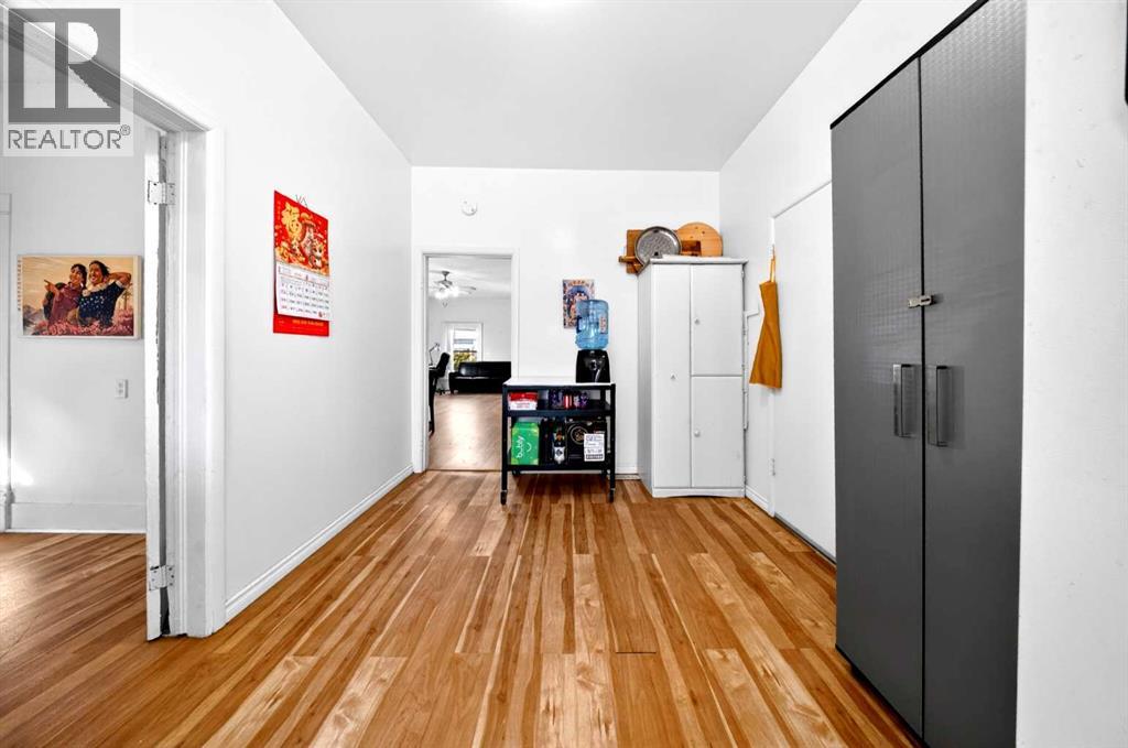 313 5 Street, Irricana, Alberta  T0M 1B0 - Photo 6 - A2303827