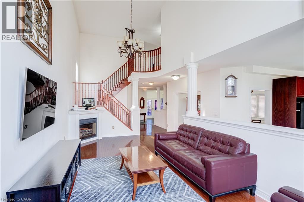 37 Denim Drive, Brampton, Ontario  L6P 2R3 - Photo 8 - 40823083