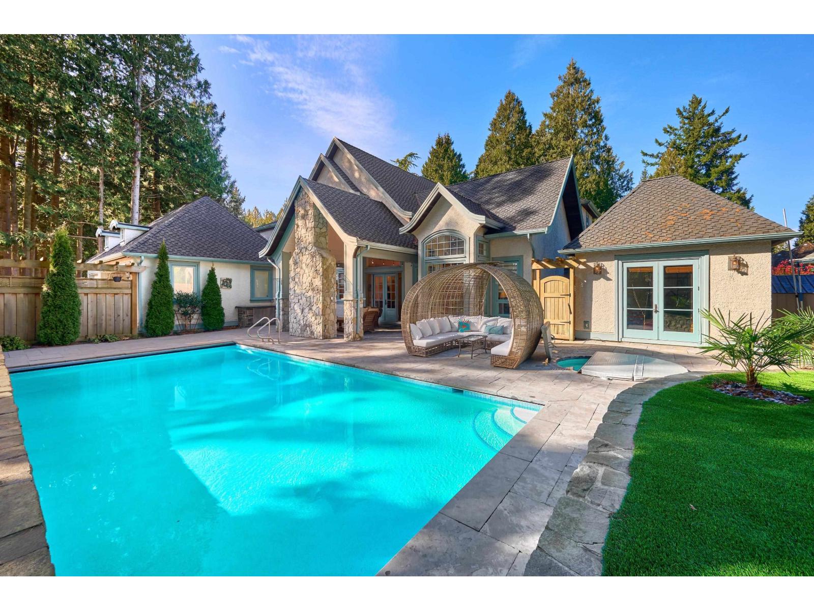 2534 Cedar Drive, Surrey, British Columbia  V4A 3K6 - Photo 30 - R3102231