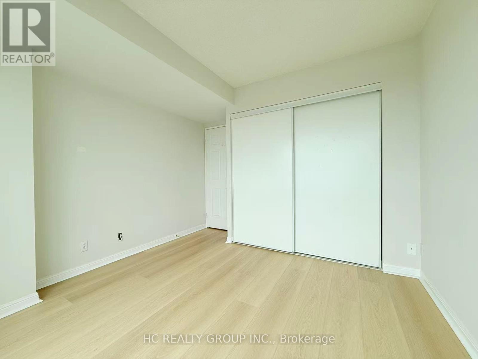 2205 - 11 Lee Centre Drive, Toronto, Ontario  M1H 3J5 - Photo 11 - E13045484
