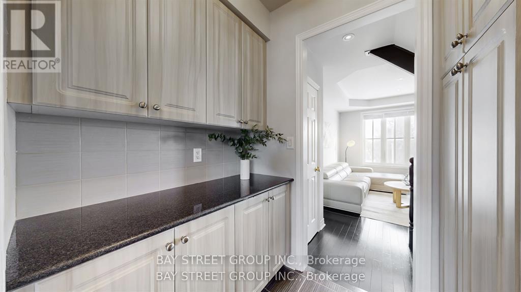 2914 Elgin Mills Road E, Markham, Ontario  L6C 0E5 - Photo 14 - N13045492