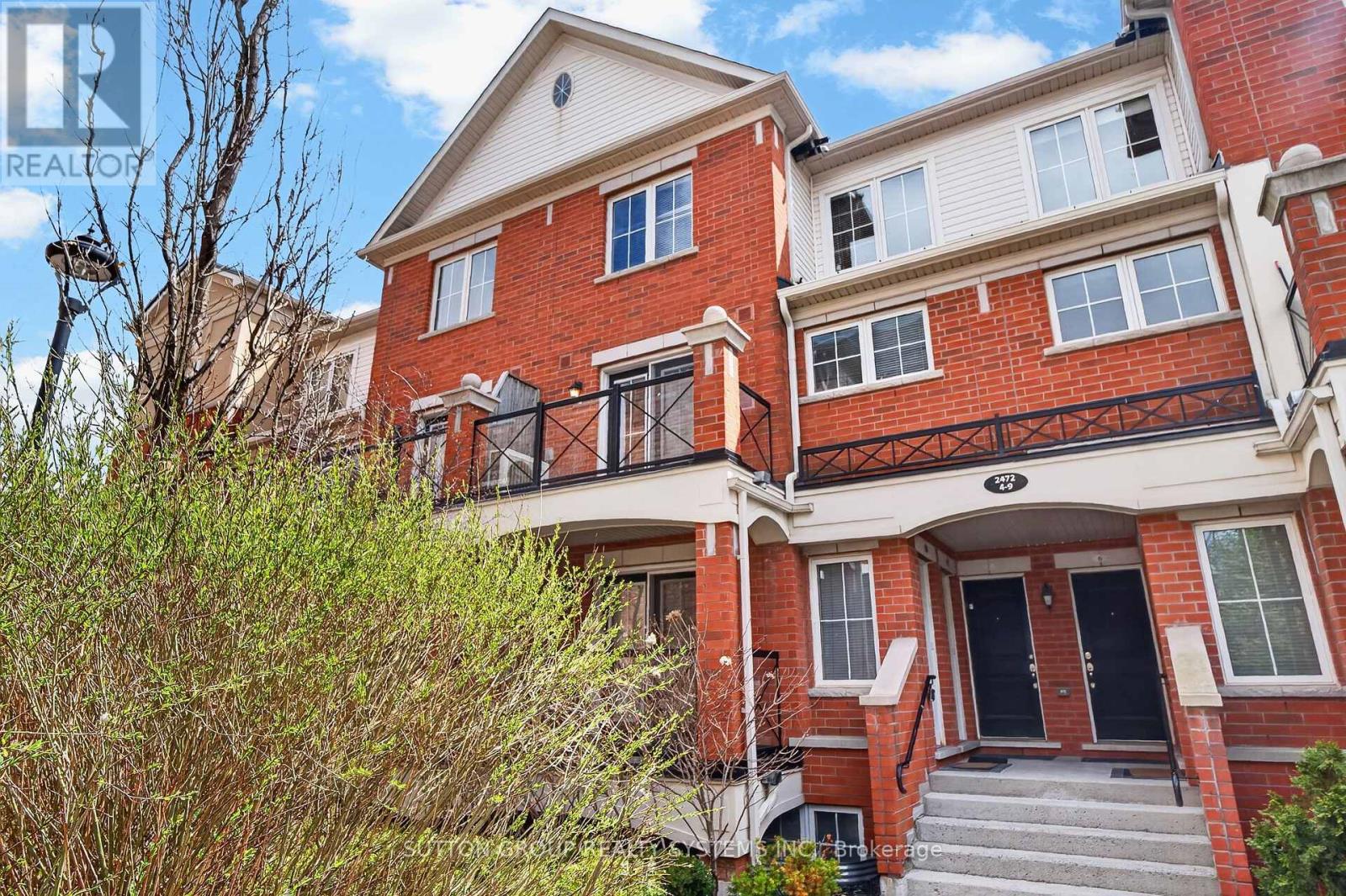 8 - 2472 POST ROAD, Oakville, Ontario