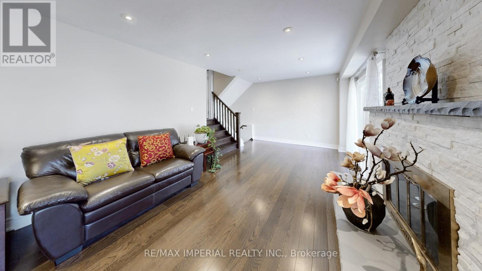 140 Romain Crescent, Oakville (Cp College Park), Ontario  L6H 5A6 - Photo 17 - W13045476