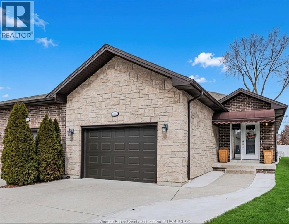 2554 OLIVE, Windsor, Ontario