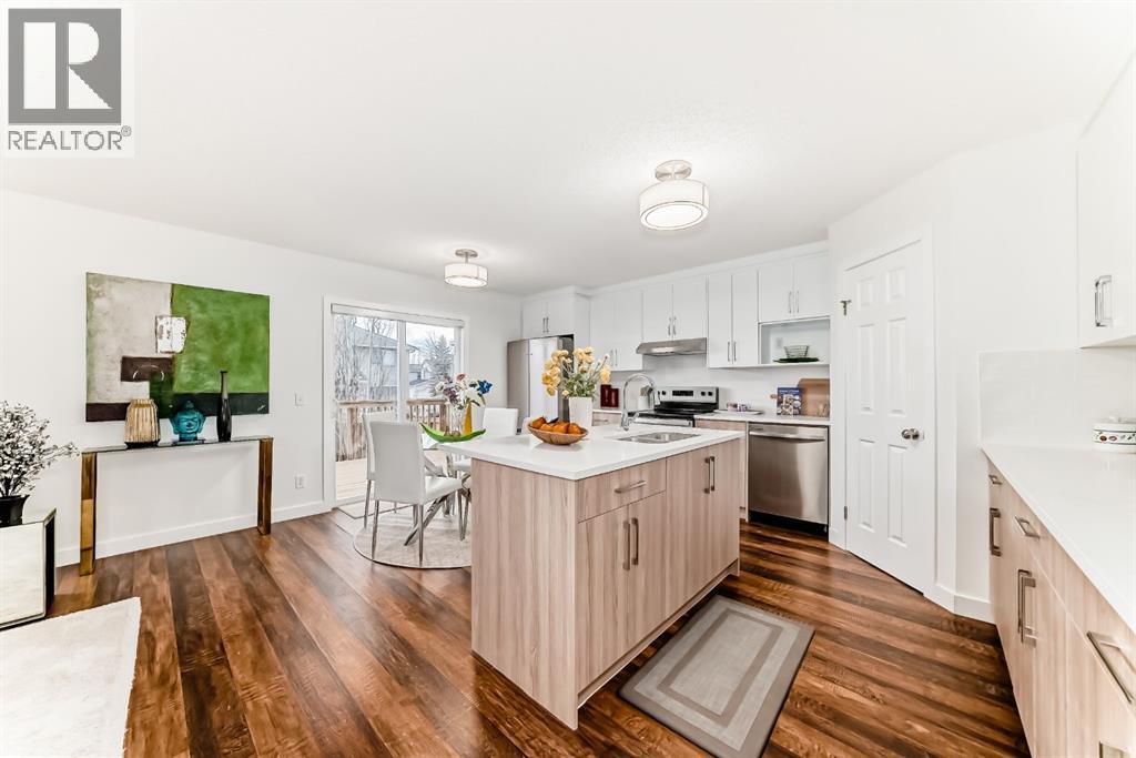 87 Bridlepost Green SW, Calgary, Alberta  T2Y 4A1 - Photo 6 - A2287138