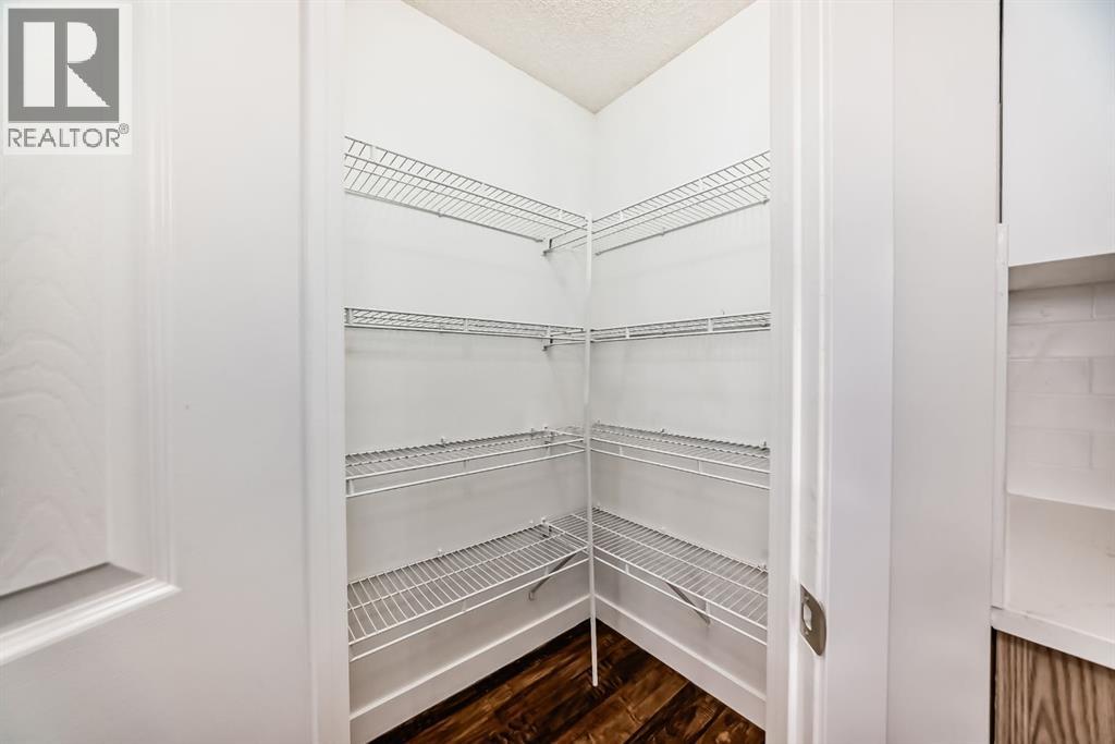 87 Bridlepost Green SW, Calgary, Alberta  T2Y 4A1 - Photo 15 - A2287138