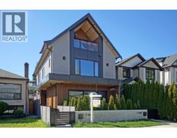 2 3460 W 14TH AVENUE, Vancouver, British Columbia