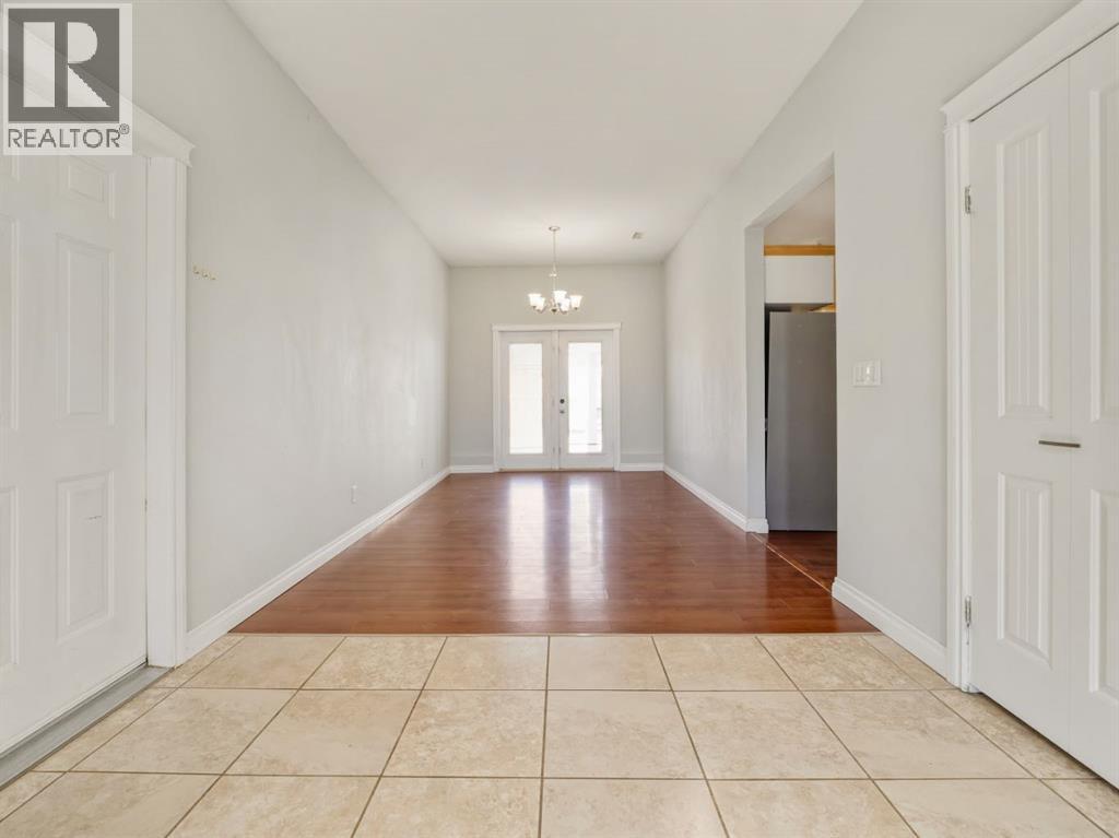 559 7a Avenue W, Cardston, Alberta  T0K 0K0 - Photo 2 - A2303957