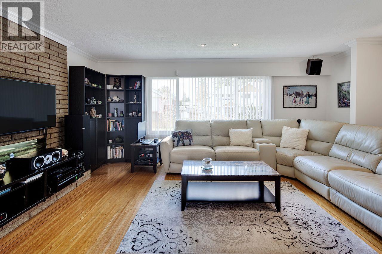 3436 Wellington Street, Port Coquitlam, British Columbia  V3B 3Y2 - Photo 7 - R3112722