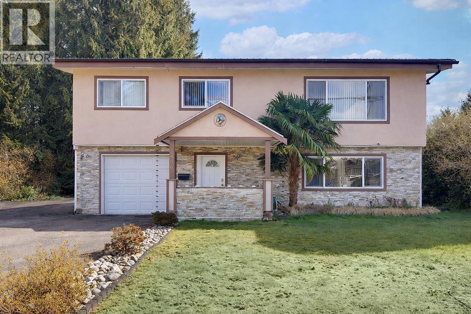 3436 WELLINGTON STREET, Port Coquitlam, British Columbia