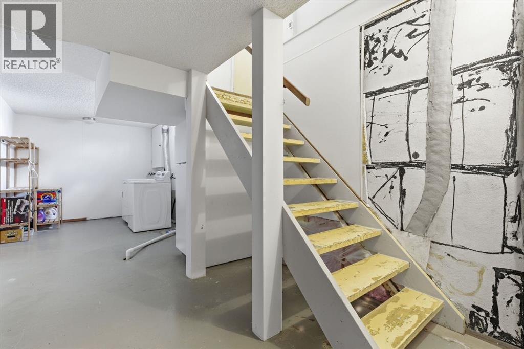 5044 Norris Road Nw, Calgary, Alberta  T2K 2P9 - Photo 25 - A2305129