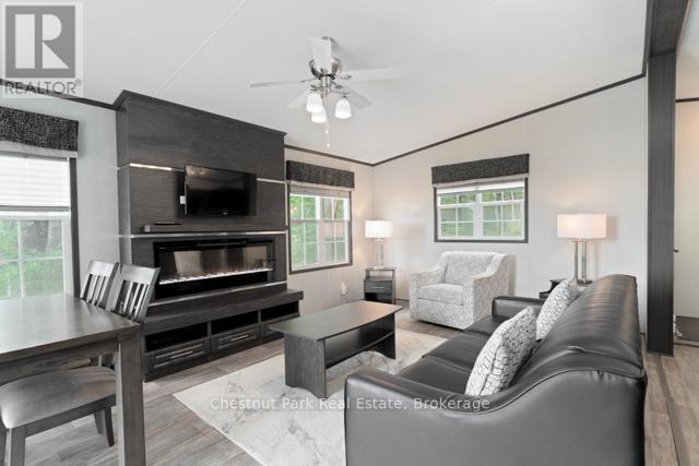 701 - 1047 Bonnie Lake Camp Road, Bracebridge, Ontario  P1L 1W9 - Photo 4 - X13045518