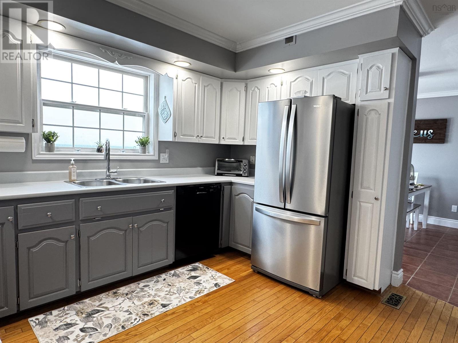 33 Turnbull Street, Dominion, Nova Scotia  B1G 1W5 - Photo 10 - 202602729