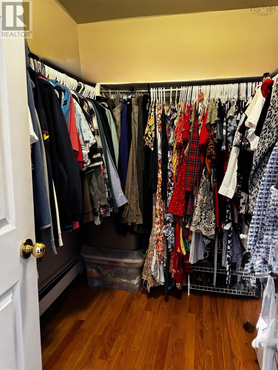 33 Turnbull Street, Dominion, Nova Scotia  B1G 1W5 - Photo 37 - 202602729