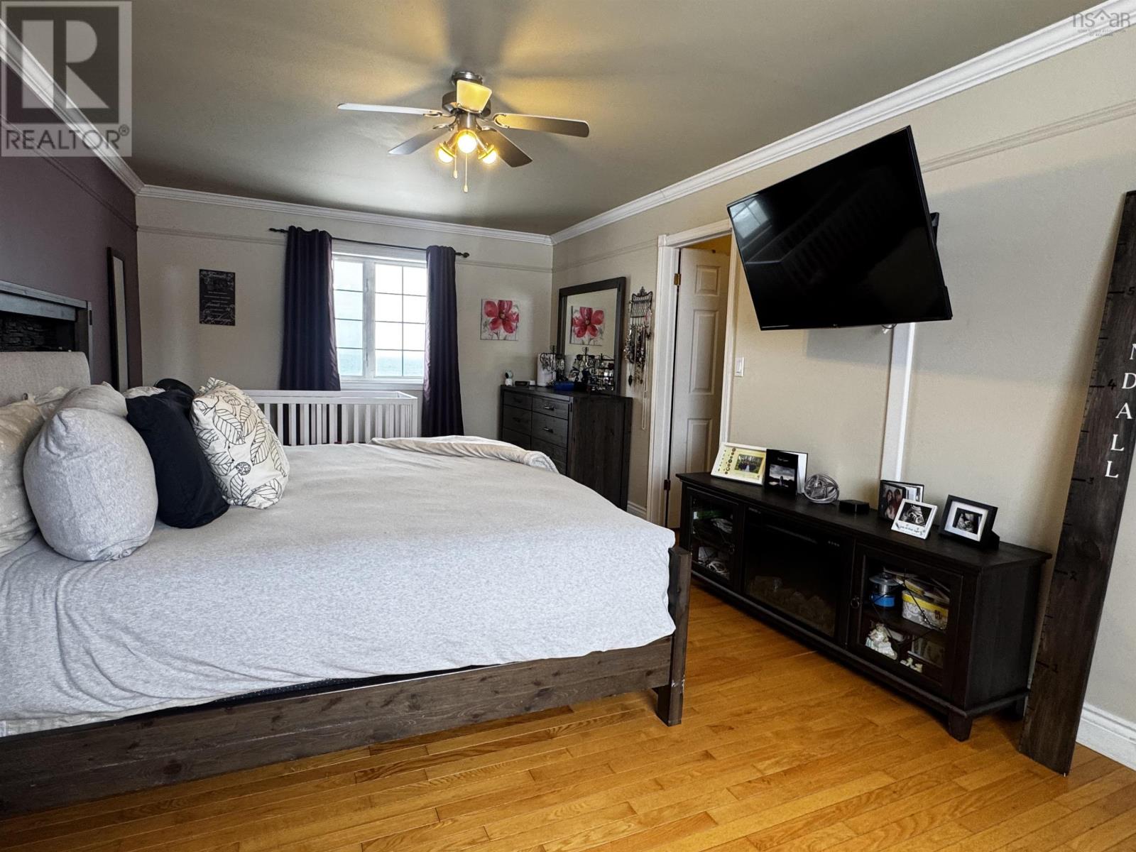 33 Turnbull Street, Dominion, Nova Scotia  B1G 1W5 - Photo 35 - 202602729