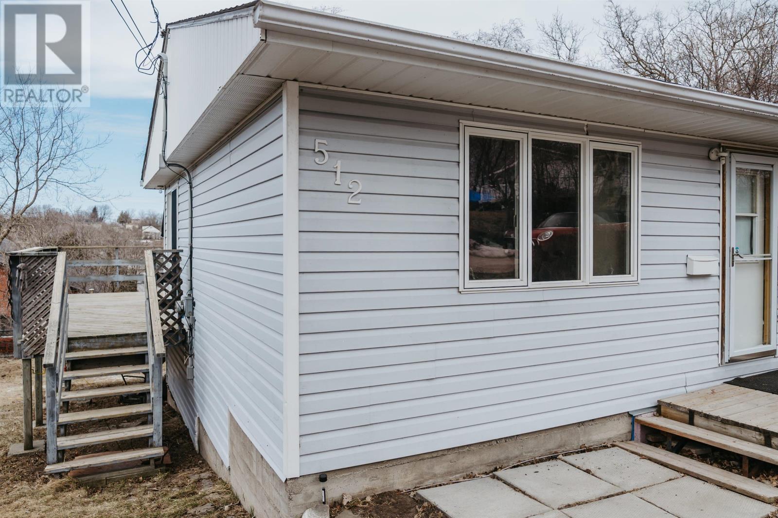 512 Portage St, Kenora, Ontario  P0X 1C0 - Photo 3 - TB2600768