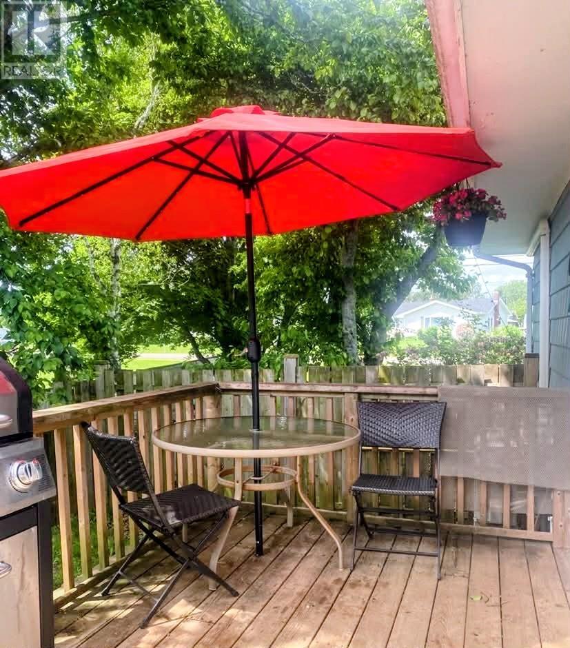 68 Meadowbank Road, Cornwall, Prince Edward Island  C0A 1H0 - Photo 3 - 202600889