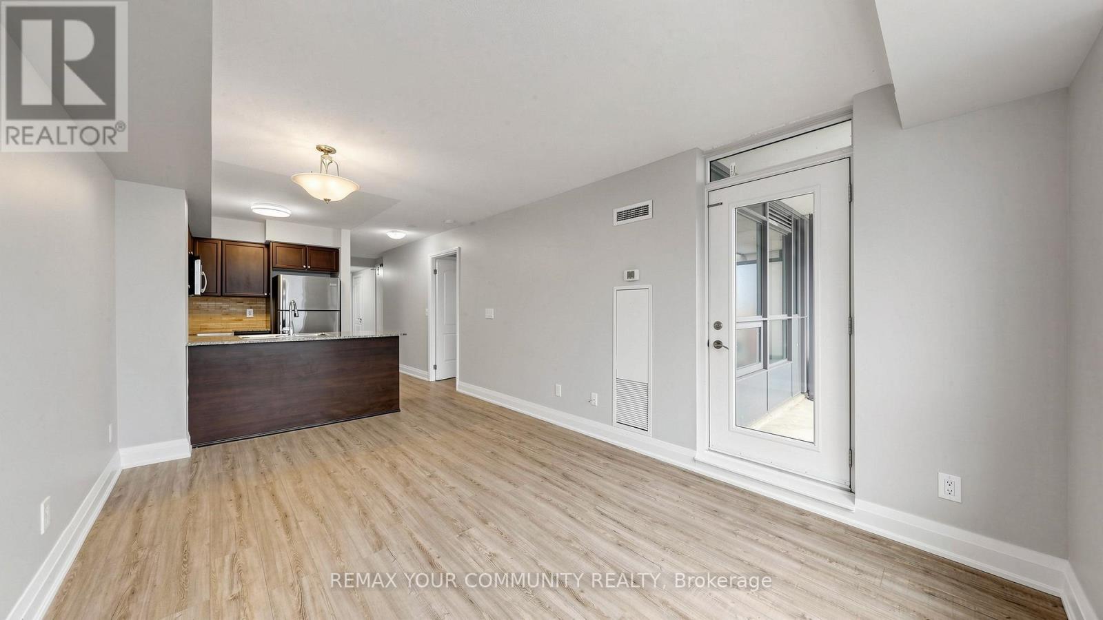 1004 - 30 North Park Road, Vaughan, Ontario  L4J 0G6 - Photo 10 - N13044766