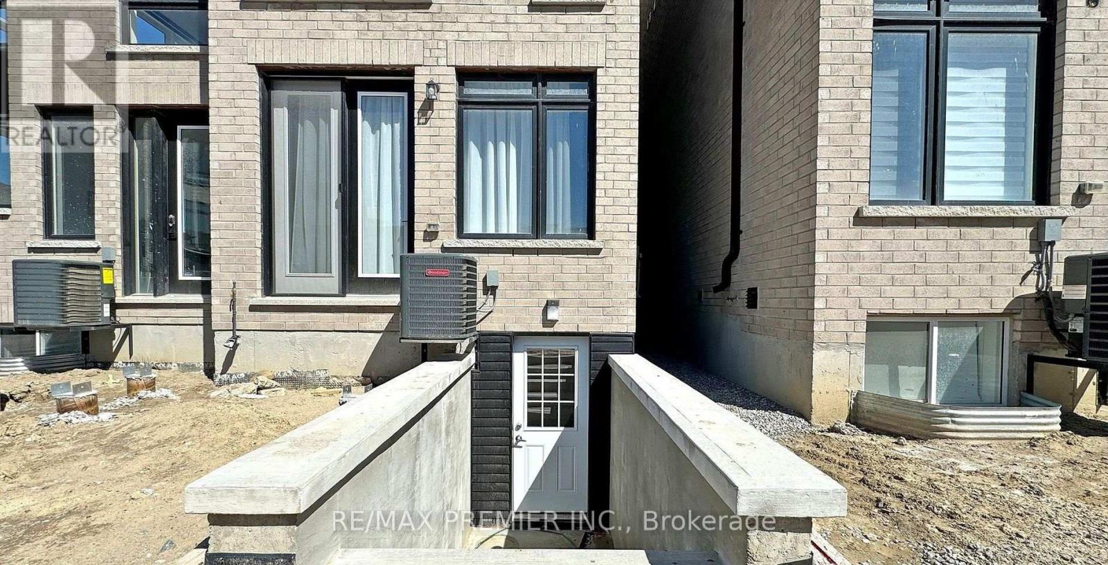 Lower - 208 Mcroberts Avenue W, Toronto, Ontario  M6E 4P5 - Photo 18 - W13044448