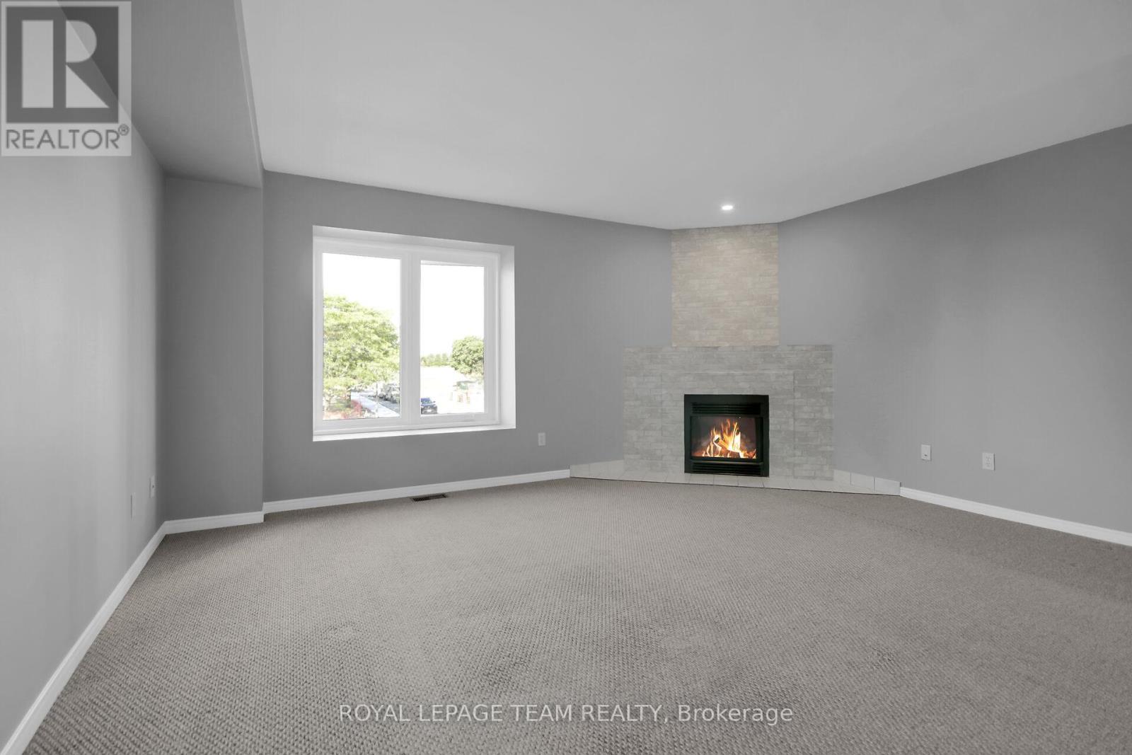89 Thornbury Crescent, Ottawa, Ontario  K2G 6C4 - Photo 3 - X12947484