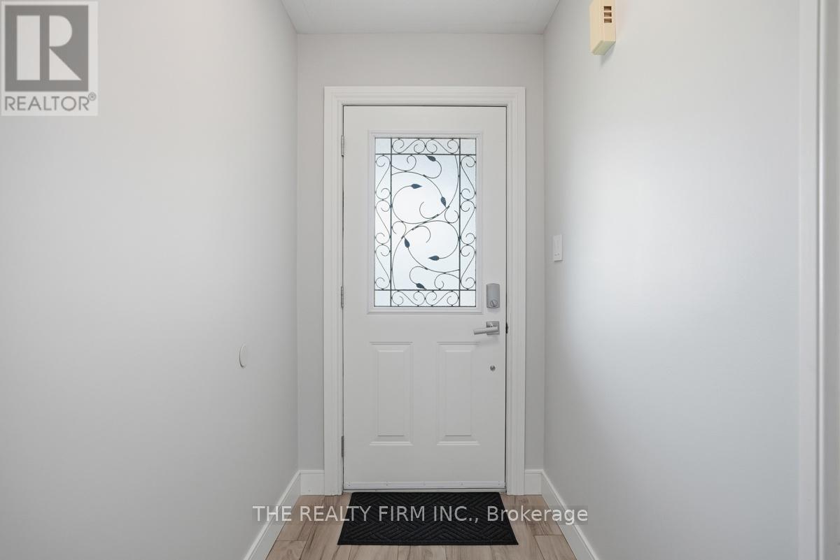 26 Rossiter Road, Ingersoll, Ontario  N5C 4C9 - Photo 11 - X13045512