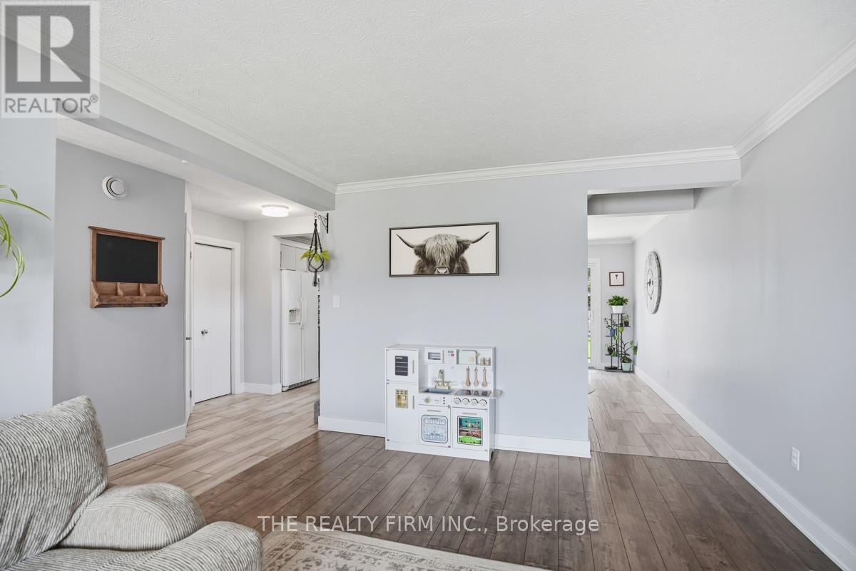 26 Rossiter Road, Ingersoll, Ontario  N5C 4C9 - Photo 15 - X13045512