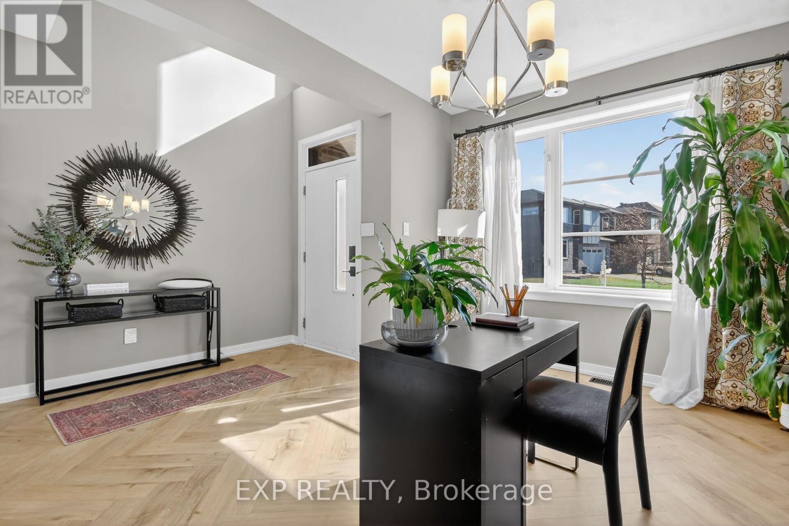 541 Dressage Avenue, Ottawa, Ontario  K2V 0C6 - Photo 3 - X13045510