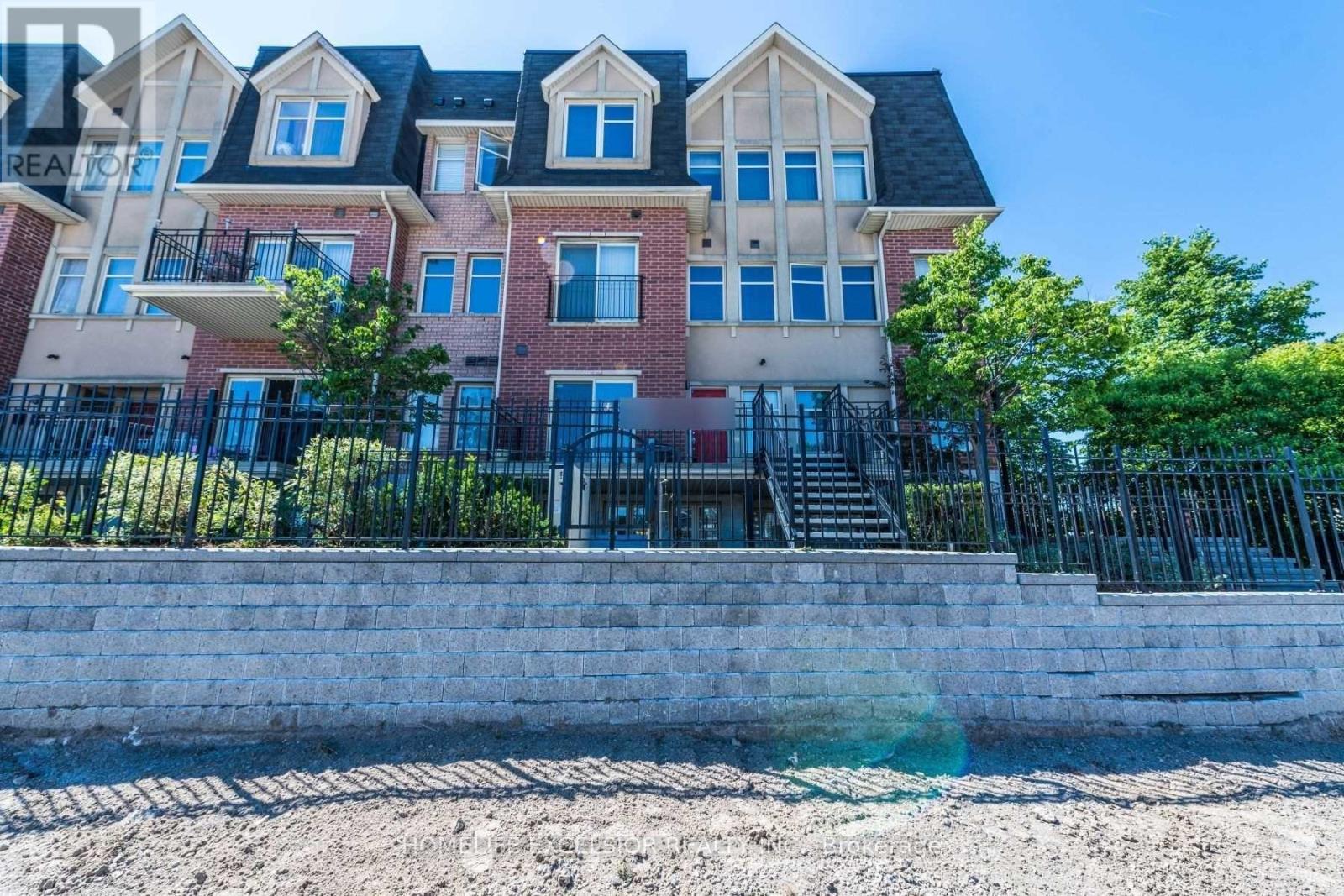 226 - 1837 EGLINTON AVENUE E, Toronto, Ontario